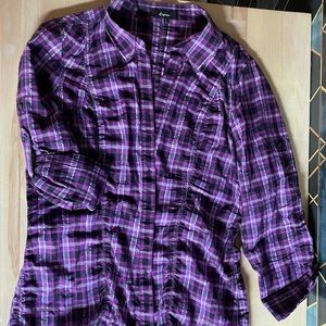 Women’s plaid shirt